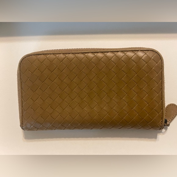 Bottega Veneta Nappa Intrecciato Zip Around Wallet - Picture 1 of 12